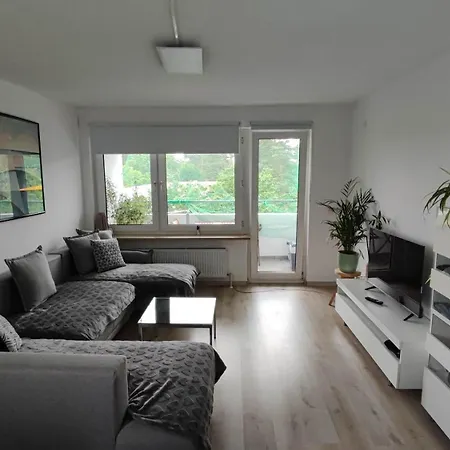 Apartment Expoview - Across Fair Entrance, 80sqm, Citycenter 12min *
