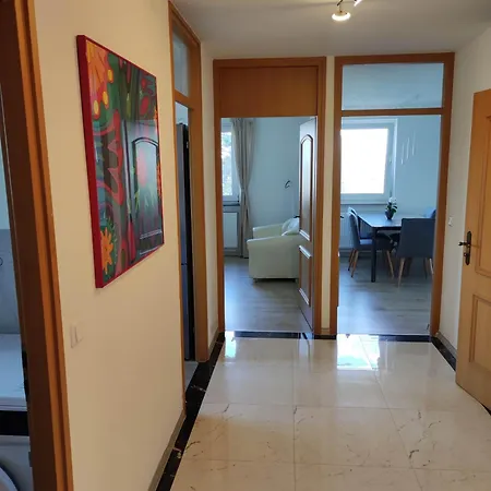 Expoview - Across Fair Entrance, 80sqm, Citycenter 12min * Нюрнберг