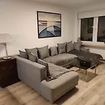 Apartamento Expoview - Across Fair Entrance, 80sqm, Citycenter 12min