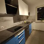 Expoview - Across Fair Entrance, 80sqm, Citycenter 12min *