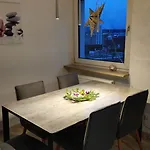 Apartamento Expoview - Across Fair Entrance, 80sqm, Citycenter 12min Nuremberga